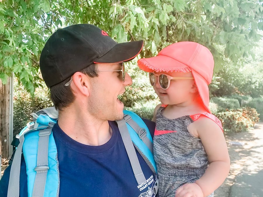 Maria Alice sorrindo